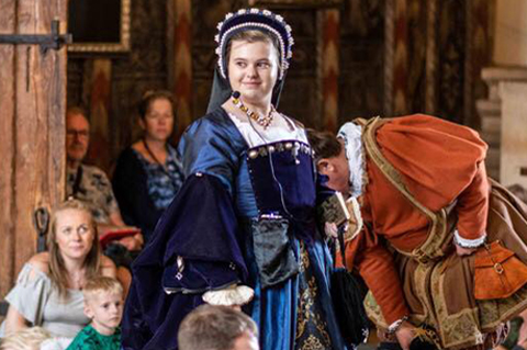 Tudor queen actor at England castles for tourism